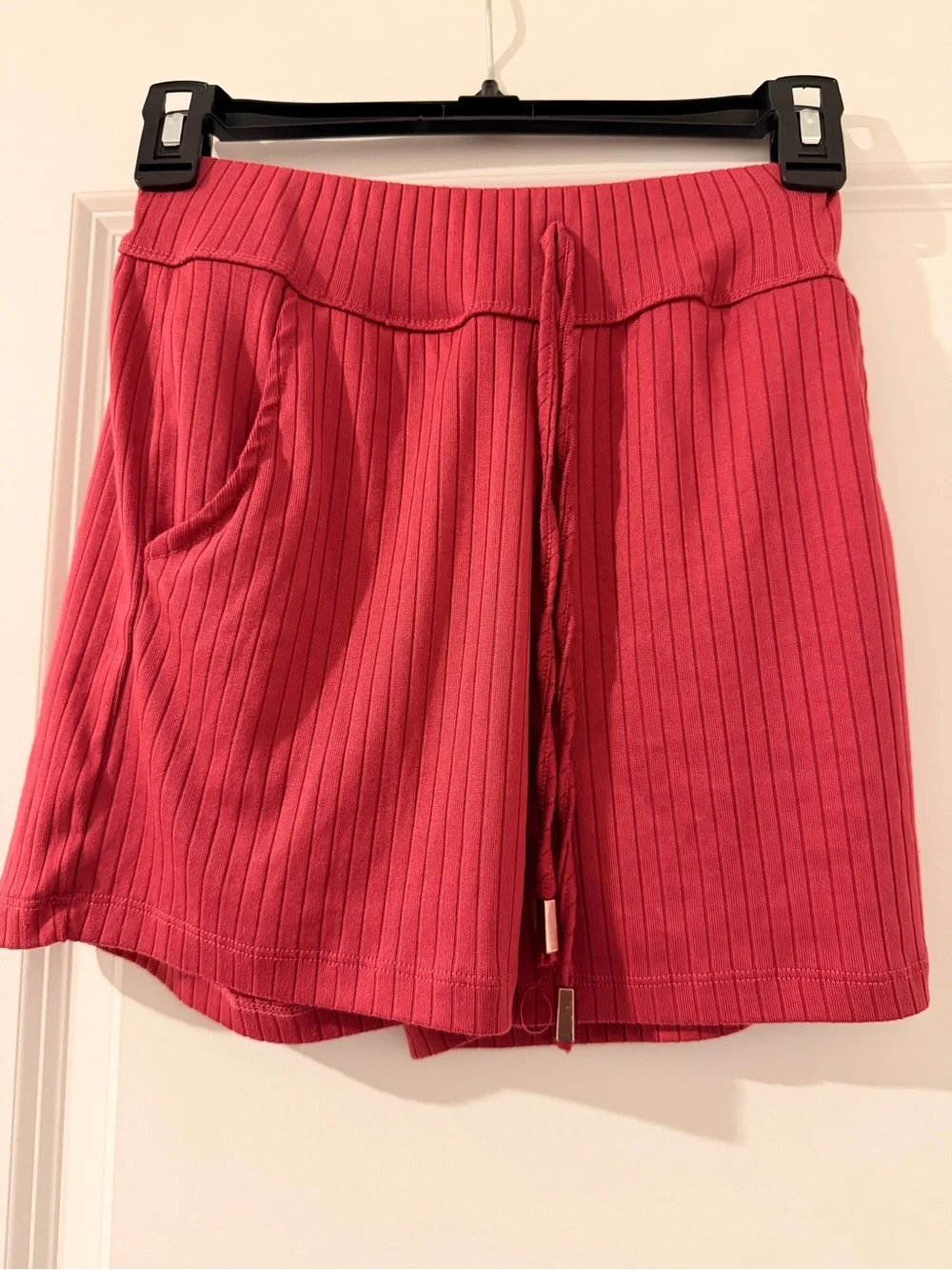 New Mix Ribbed Crop Tank and Drawstring Shorts Set in Red
